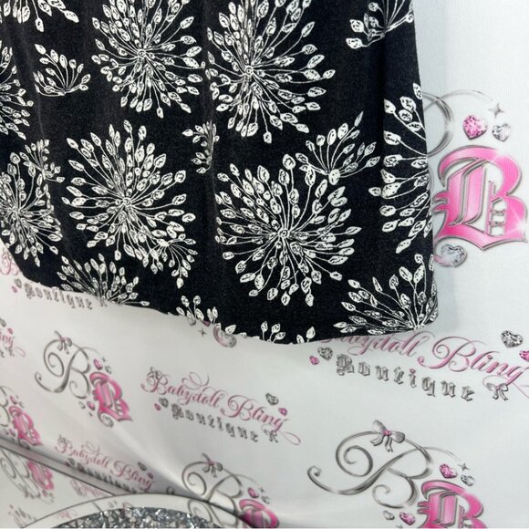 Karen Scott top shirt firework flowers floral  Black and White Floral Blouse - Picture 6 of 14